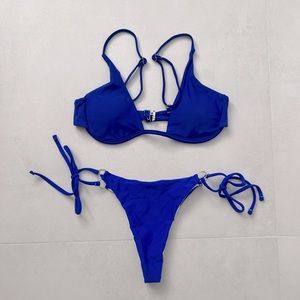 Blue bikini set